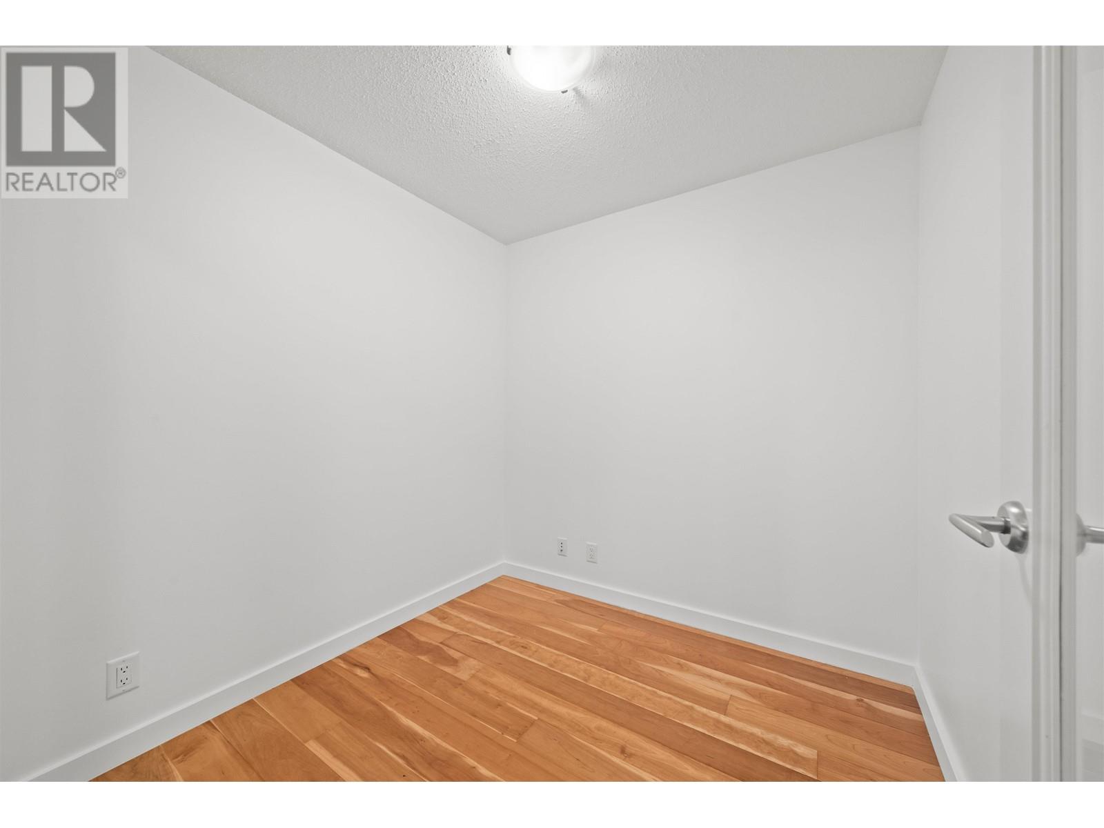 Listing Picture 15 of 35 : 3103 455 BEACH CRESCENT, Vancouver / 溫哥華 - 魯藝地產 Yvonne Lu Group - MLS Medallion Club Member