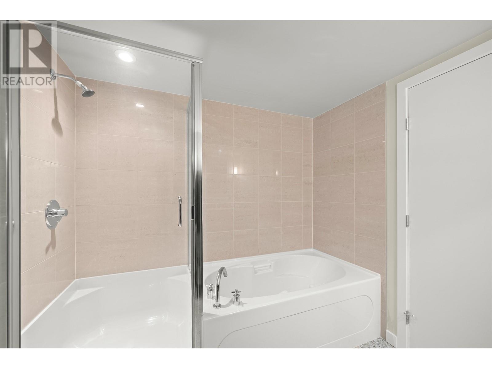 Listing Picture 19 of 35 : 3103 455 BEACH CRESCENT, Vancouver / 溫哥華 - 魯藝地產 Yvonne Lu Group - MLS Medallion Club Member