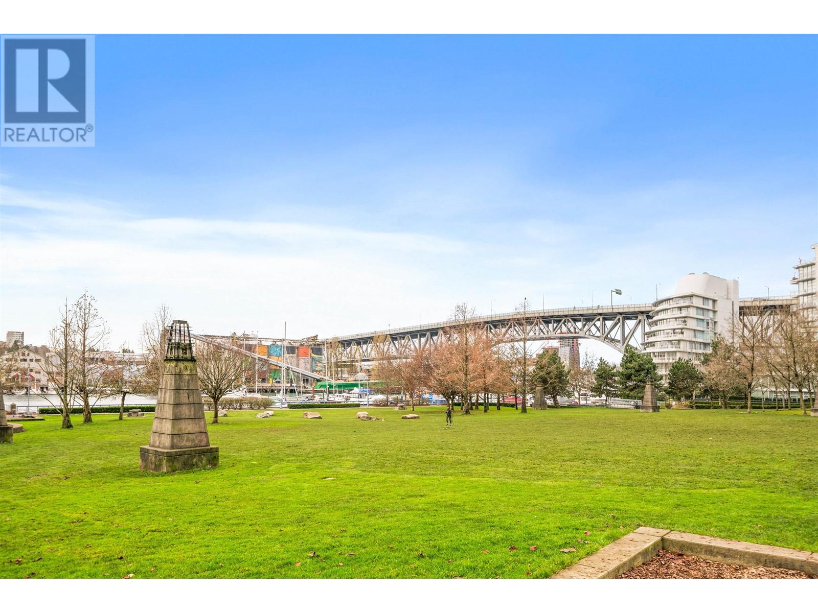Listing Picture 32 of 35 : 3103 455 BEACH CRESCENT, Vancouver / 溫哥華 - 魯藝地產 Yvonne Lu Group - MLS Medallion Club Member