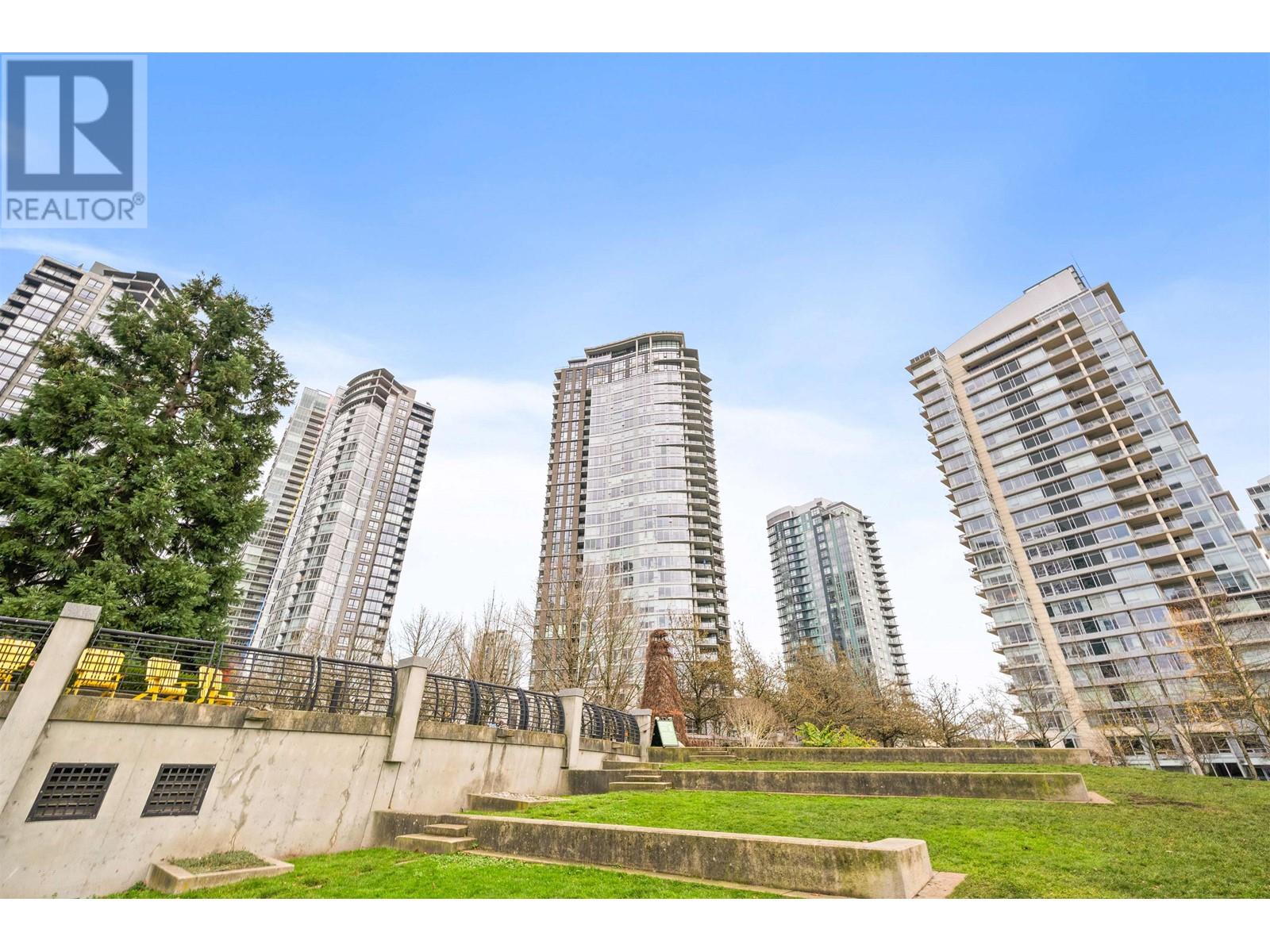 Listing Picture 34 of 35 : 3103 455 BEACH CRESCENT, Vancouver / 溫哥華 - 魯藝地產 Yvonne Lu Group - MLS Medallion Club Member