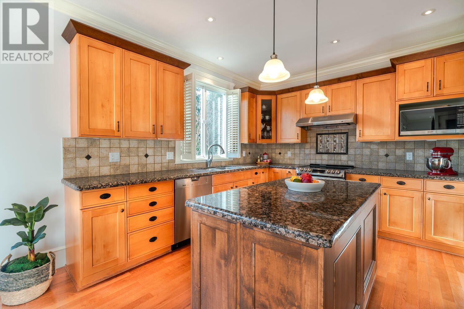 1630 Lawson Avenue, West Vancouver, British Columbia  V7V 2C9 - Photo 11 - R2954697