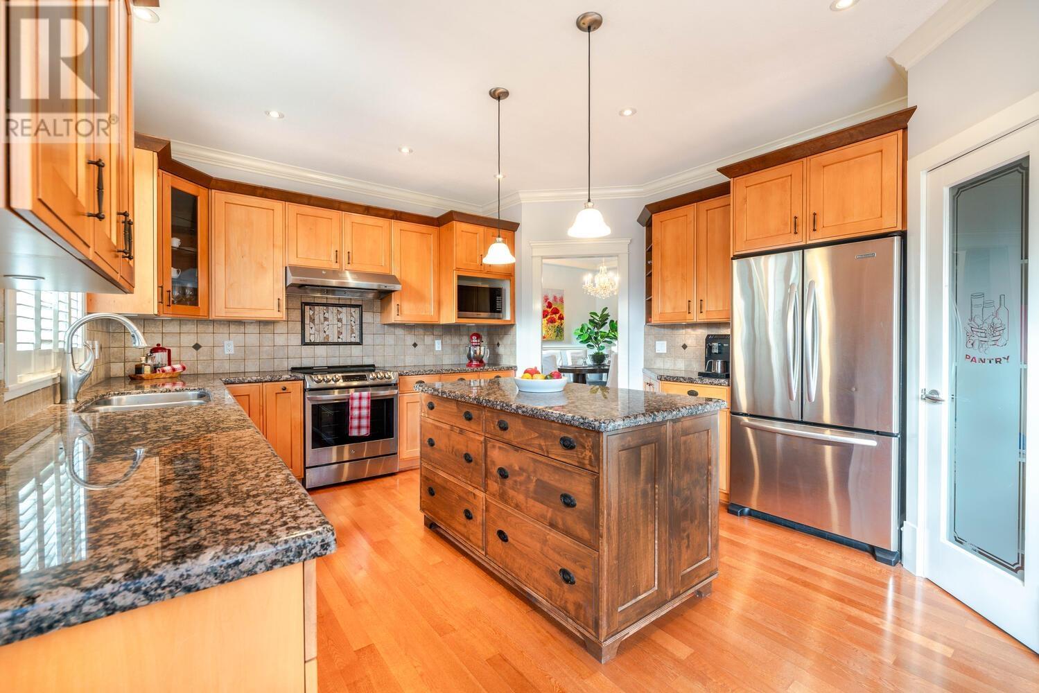 1630 Lawson Avenue, West Vancouver, British Columbia  V7V 2C9 - Photo 12 - R2954697