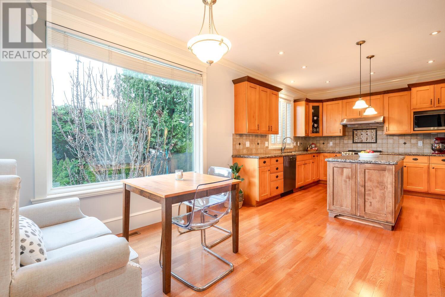 1630 Lawson Avenue, West Vancouver, British Columbia  V7V 2C9 - Photo 14 - R2954697