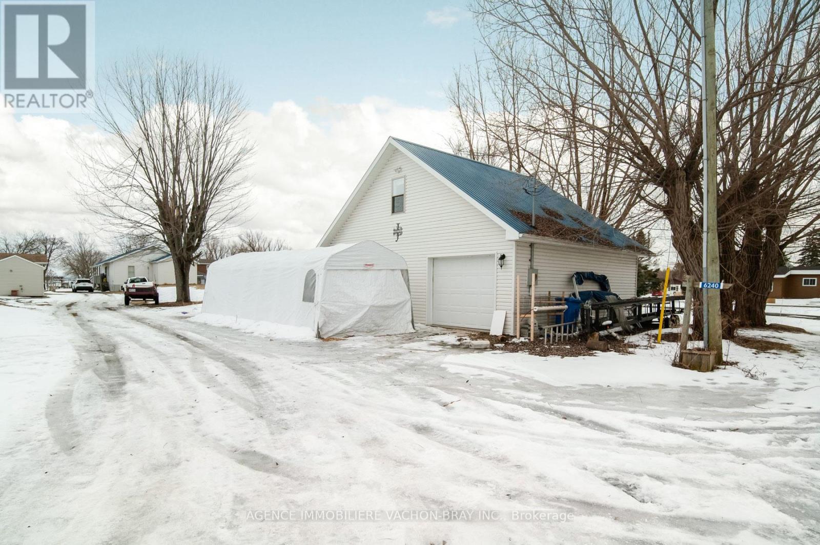 6240 167th Avenue, South Glengarry, Ontario  K0C 1E0 - Photo 3 - X11916417