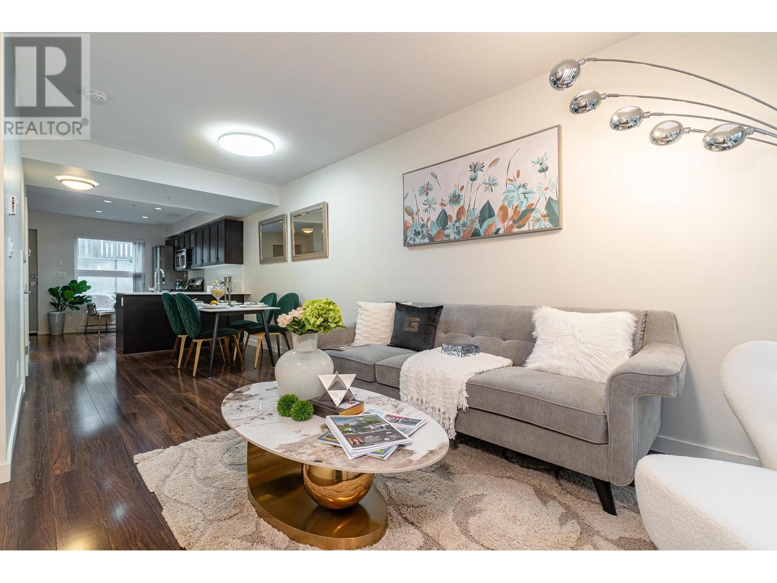 Listing Picture 8 of 34 : 4858 ELDORADO MEWS, Vancouver / 溫哥華 - 魯藝地產 Yvonne Lu Group - MLS Medallion Club Member