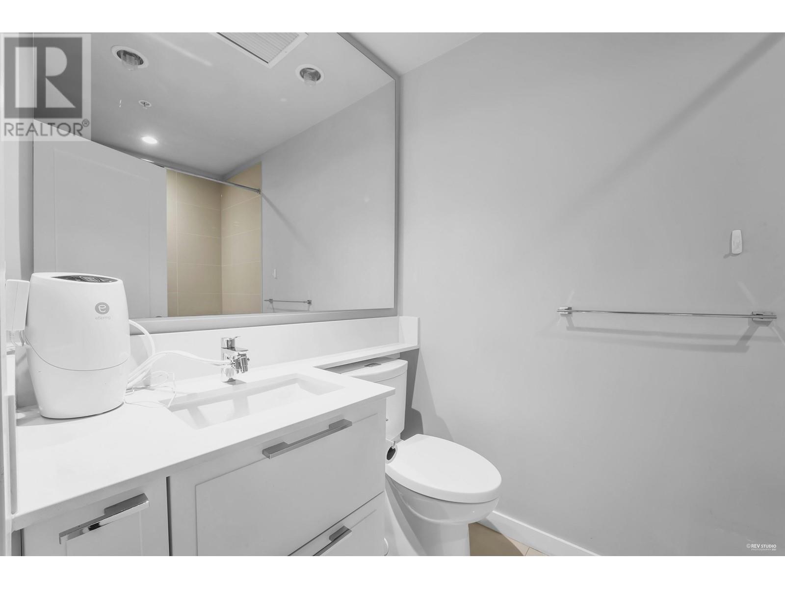 808 118 Carrie Cates Court, North Vancouver, British Columbia V7L 0B2 - Photo 9 - R2952370