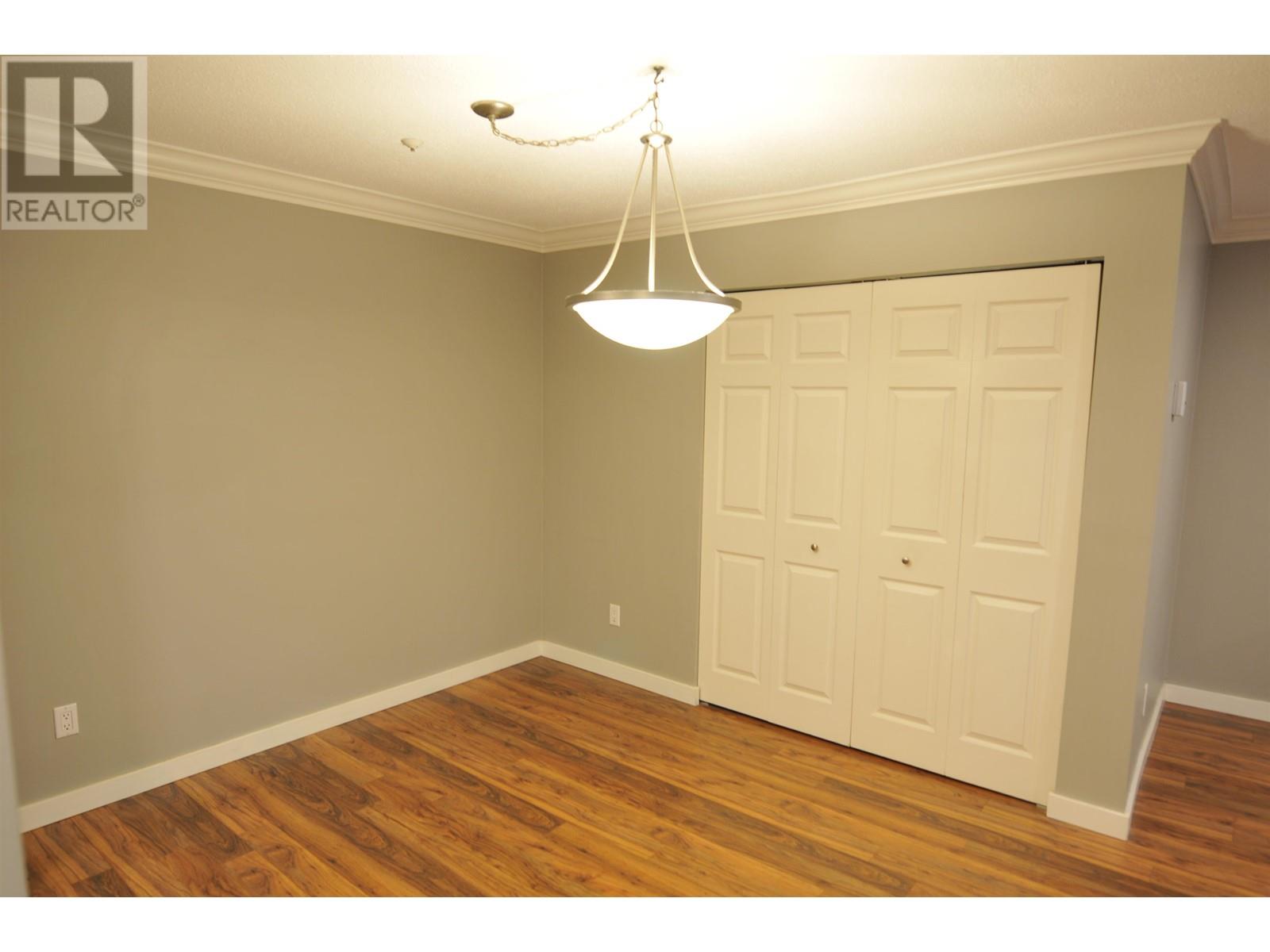 203 3709 Pender Street, Burnaby, British Columbia  V5C 2L2 - Photo 4 - R2954277