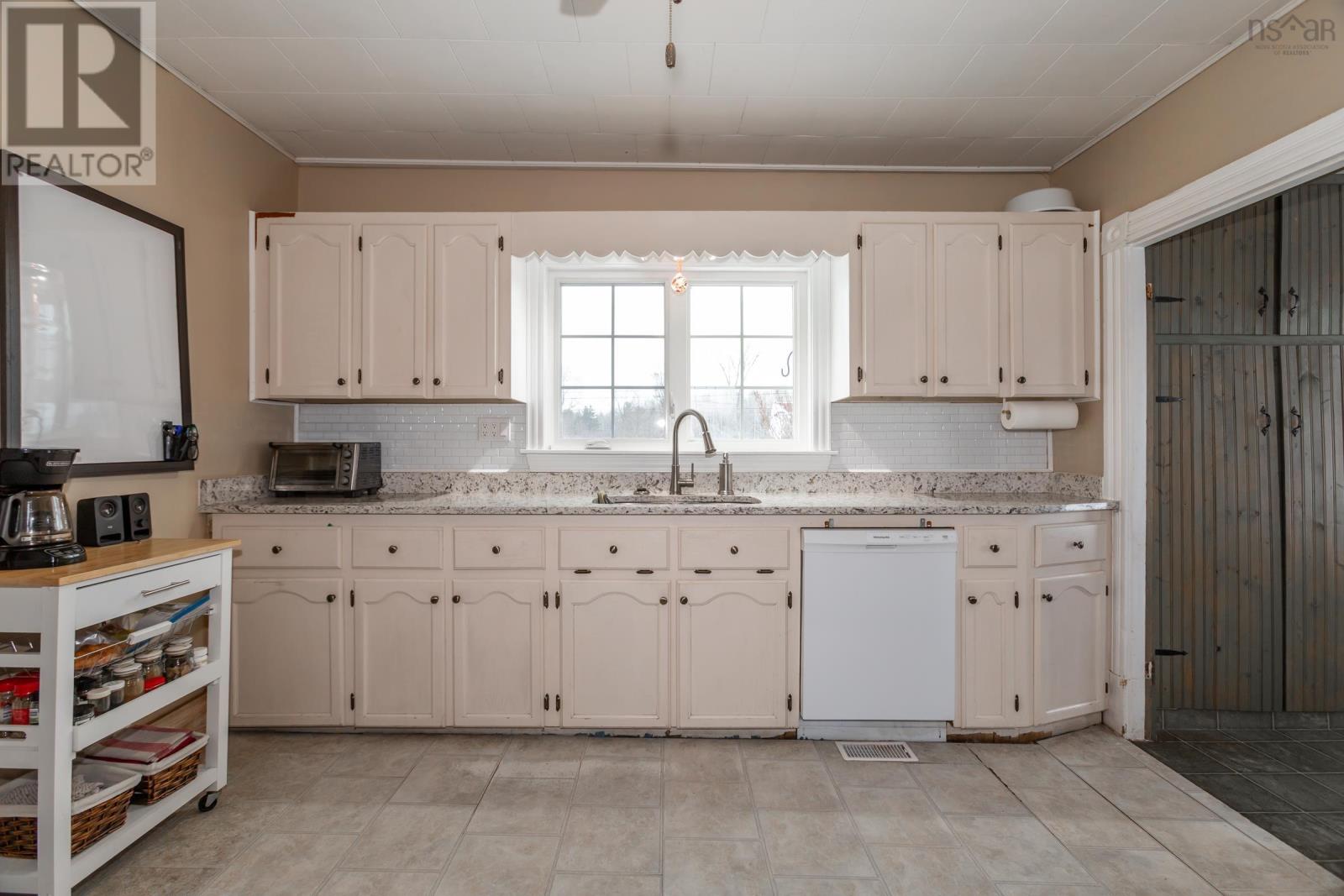 710 Main Street, Lawrencetown, Nova Scotia  B0S 1M0 - Photo 18 - 202500553