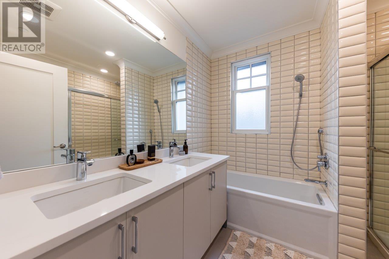 2706 W 2nd Avenue, Vancouver, British Columbia  V6K 1K3 - Photo 24 - R2953885