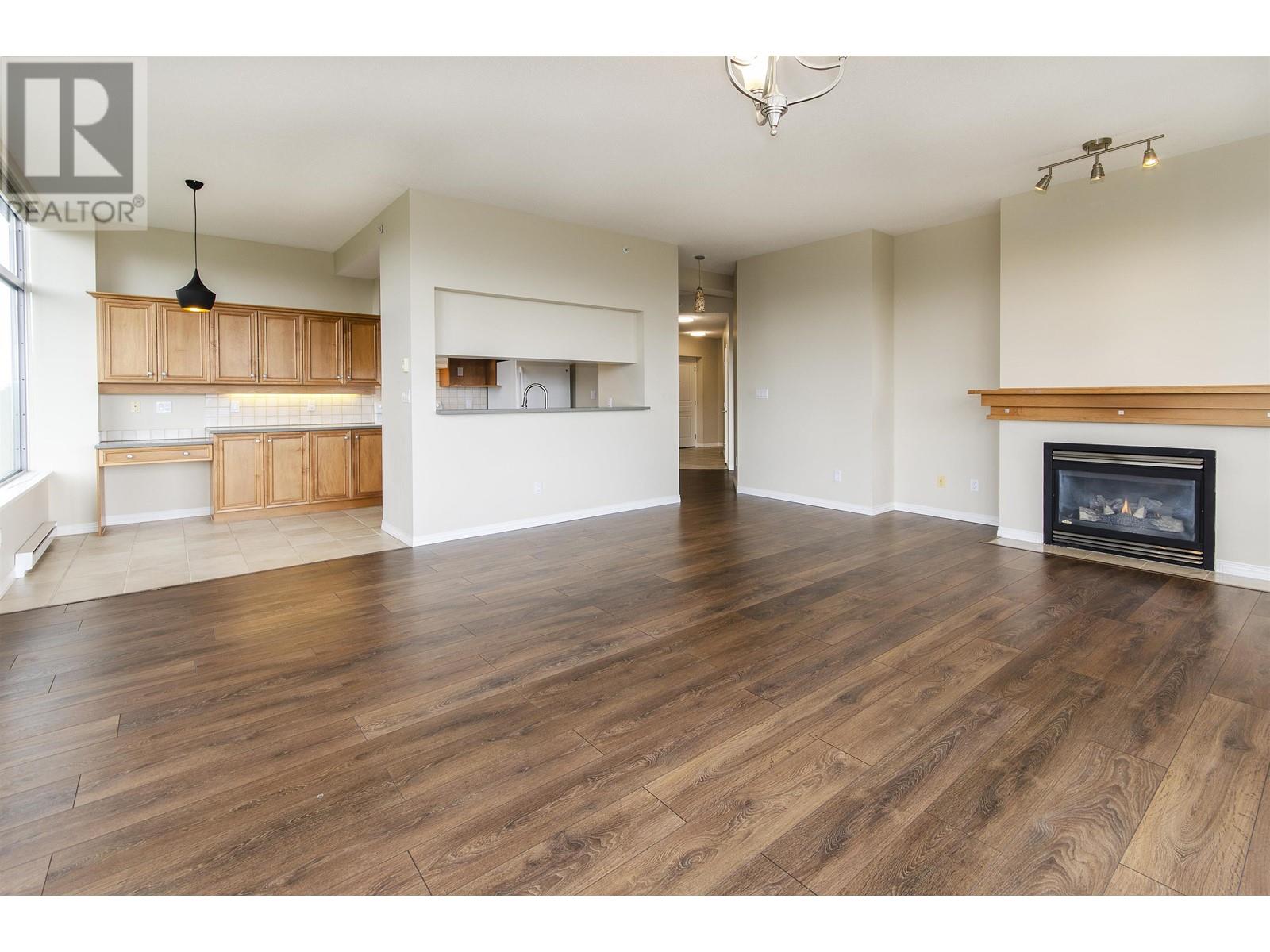 Listing Picture 17 of 26 : 1703 5639 HAMPTON PLACE, Vancouver / 溫哥華 - 魯藝地產 Yvonne Lu Group - MLS Medallion Club Member