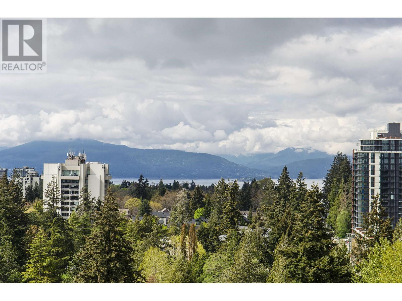 Listing Picture 3 of 26 : 1703 5639 HAMPTON PLACE, Vancouver / 溫哥華 - 魯藝地產 Yvonne Lu Group - MLS Medallion Club Member