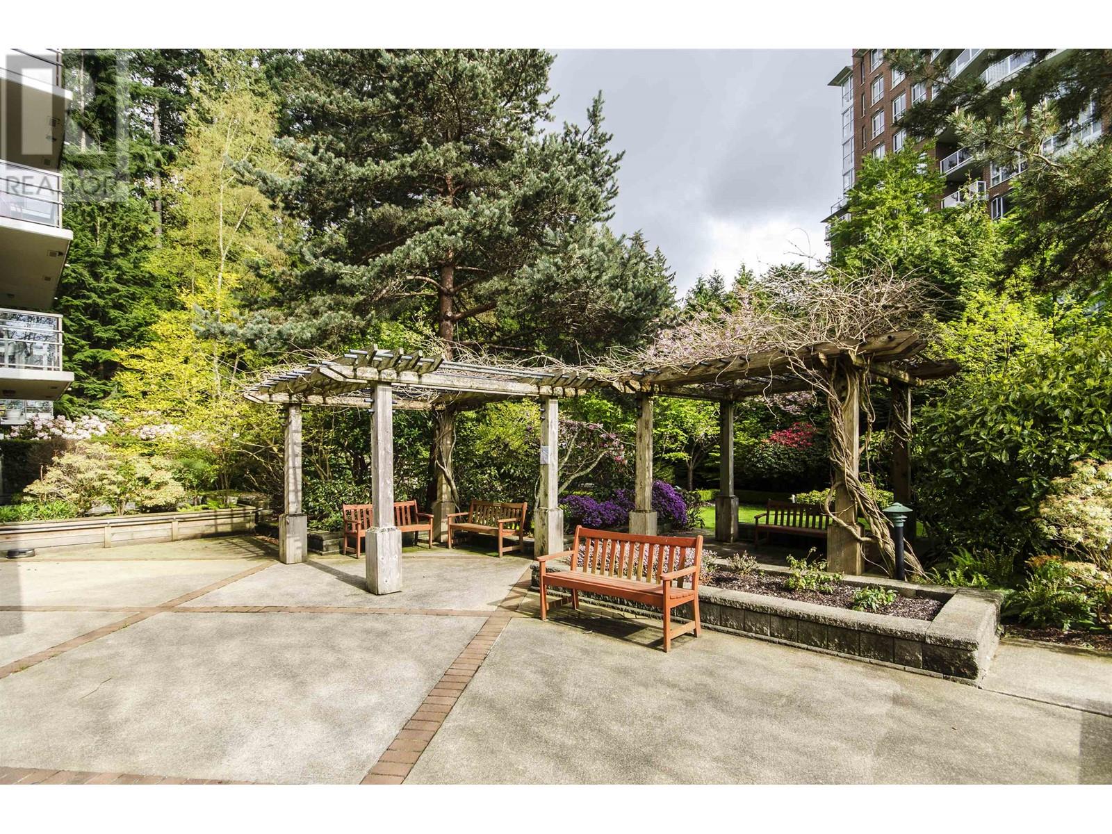 Listing Picture 8 of 26 : 1703 5639 HAMPTON PLACE, Vancouver / 溫哥華 - 魯藝地產 Yvonne Lu Group - MLS Medallion Club Member