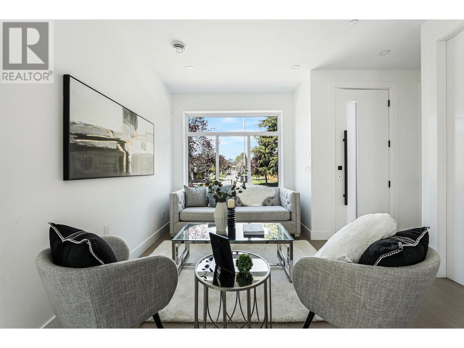 Property at 2262 NEWPORT AVENUE image 2