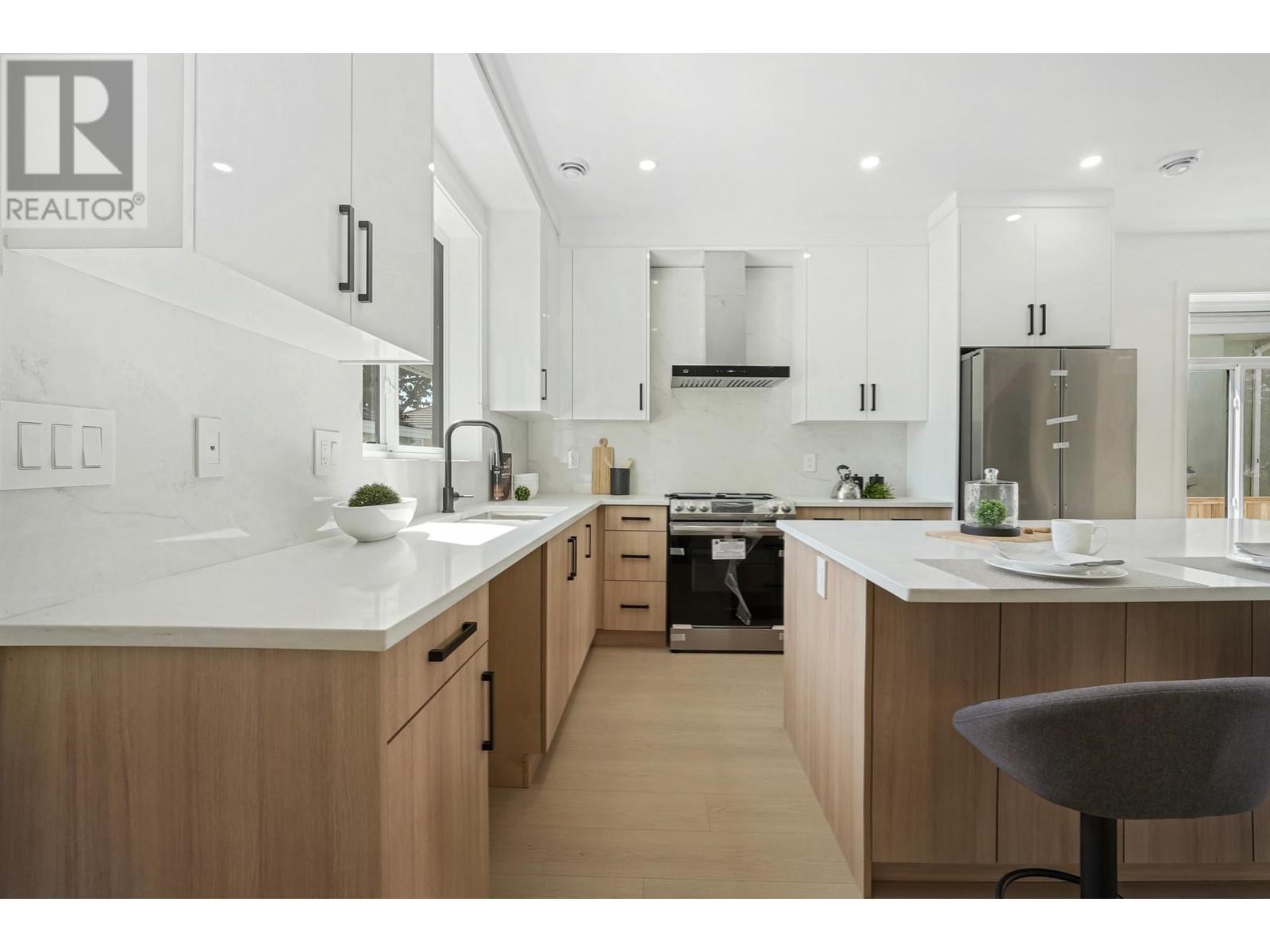 2262 Newport Avenue, Vancouver, British Columbia  V5P 2J2 - Photo 8 - R2954614