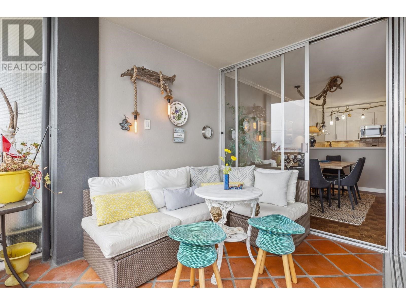 303 2135 Argyle Avenue, West Vancouver, British Columbia  V7V 1A5 - Photo 12 - R2954736