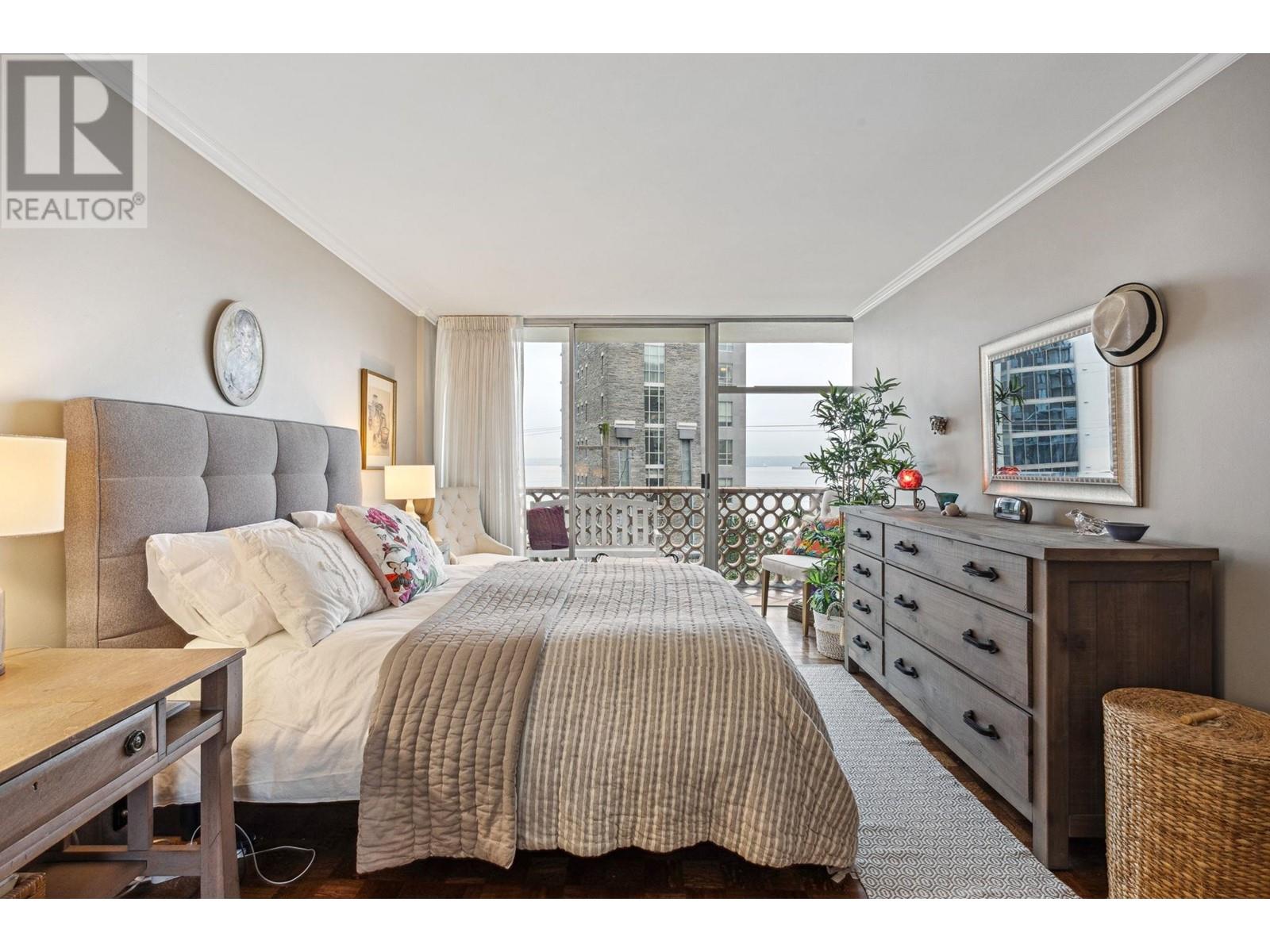 303 2135 Argyle Avenue, West Vancouver, British Columbia  V7V 1A5 - Photo 33 - R2954736