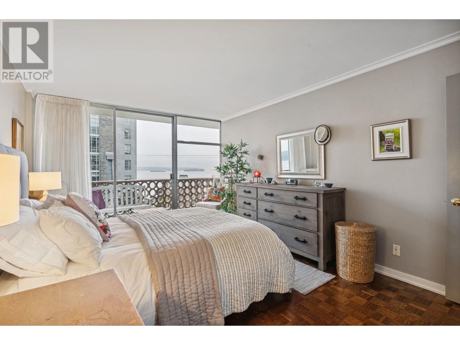 303 2135 Argyle Avenue, West Vancouver, British Columbia  V7V 1A5 - Photo 34 - R2954736