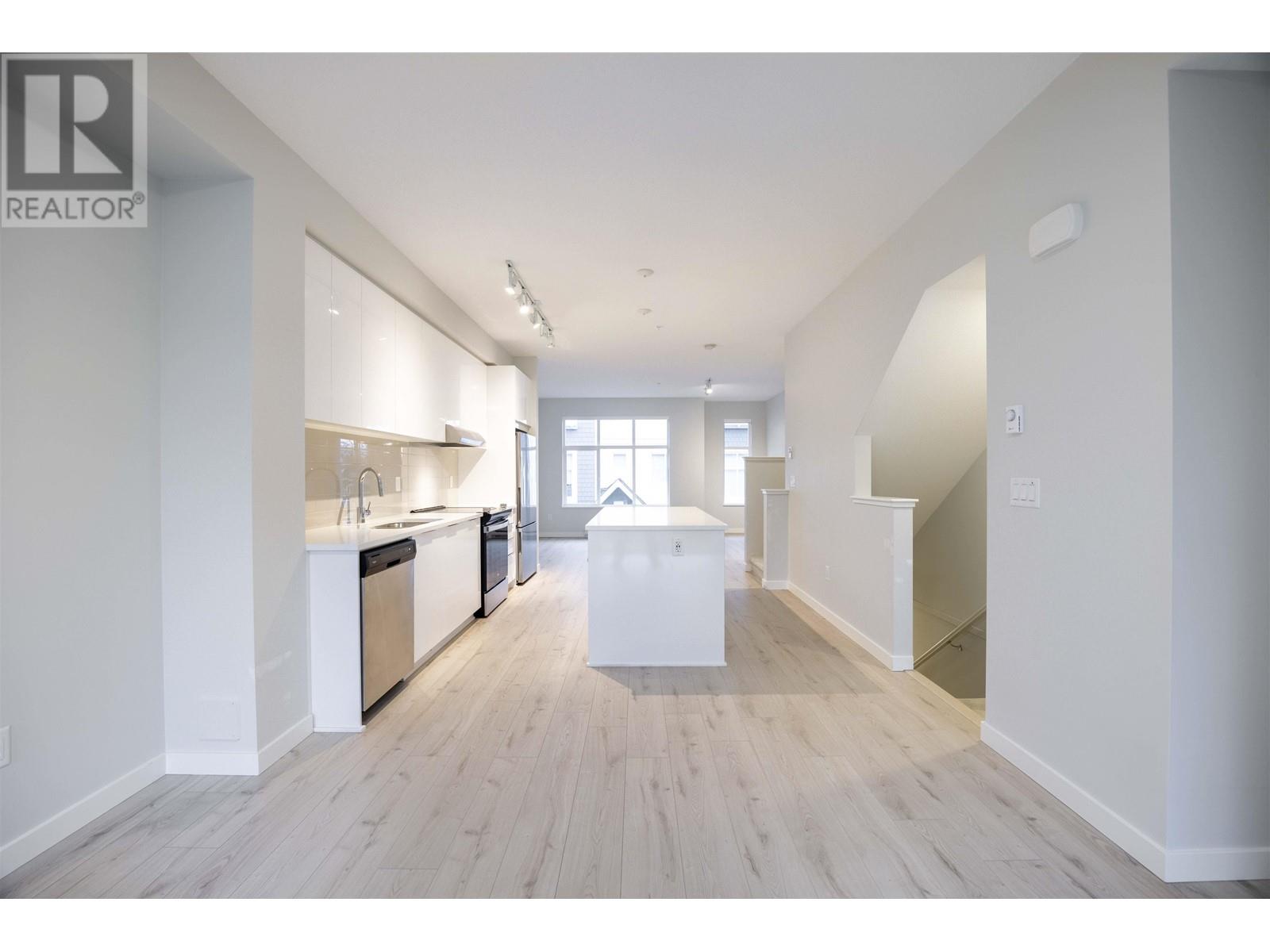 1060 11280 Pazarena Place, Maple Ridge, British Columbia  V2X 9H8 - Photo 12 - R2954778