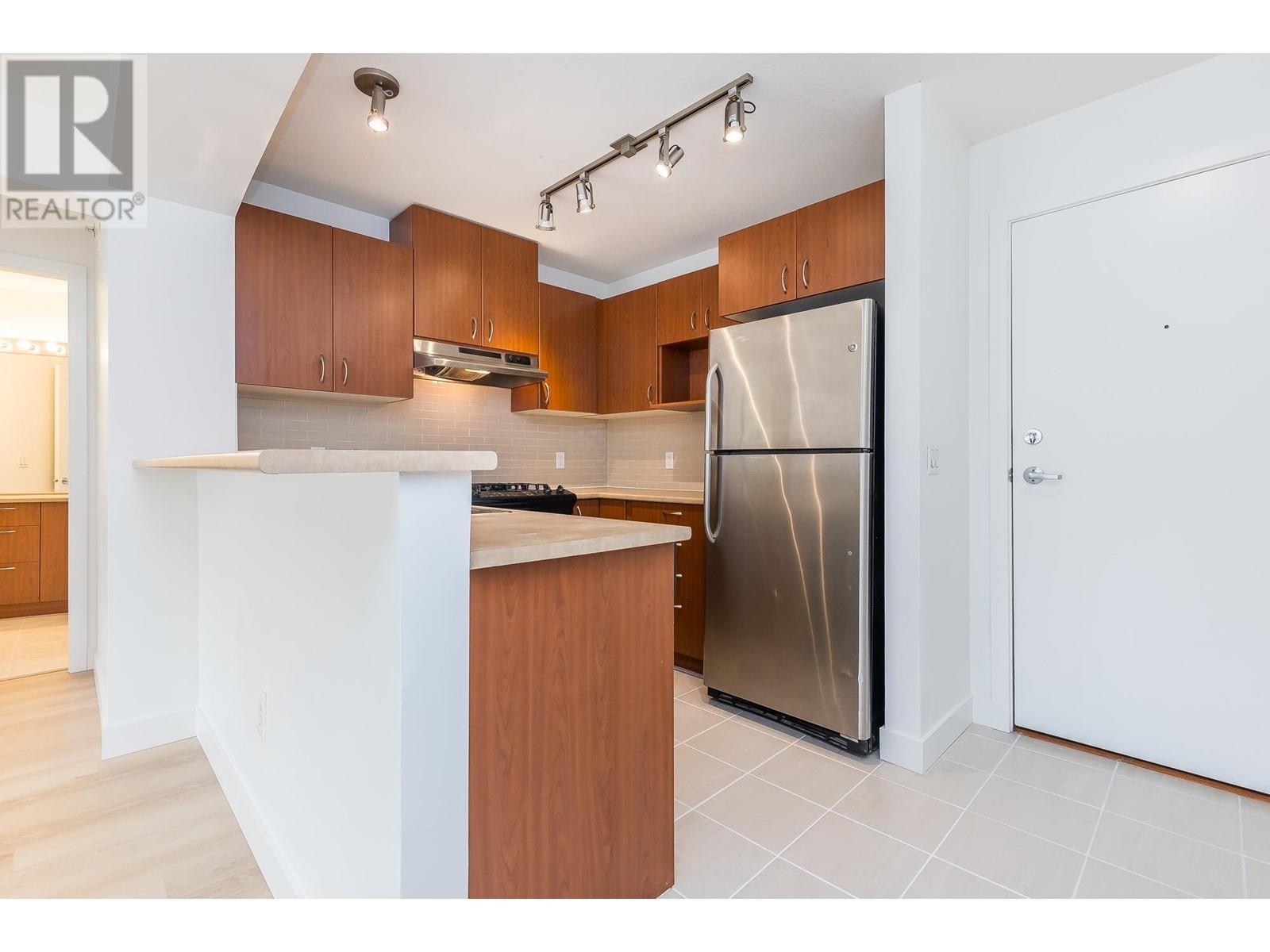 408 9233 Government Street, Burnaby, British Columbia  V3N 0A3 - Photo 7 - R2954431