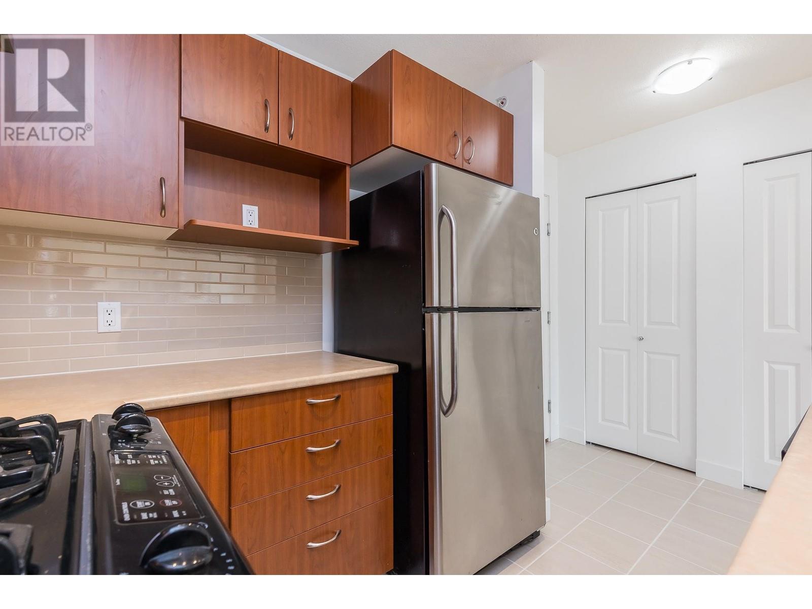 408 9233 Government Street, Burnaby, British Columbia  V3N 0A3 - Photo 12 - R2954431