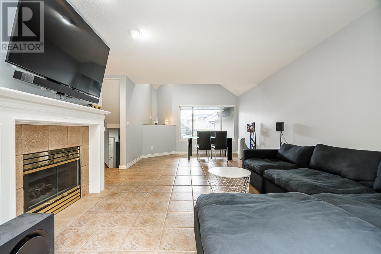 10 2990 Panorama Drive, Coquitlam, British Columbia  V3E 2W5 - Photo 7 - R2954488