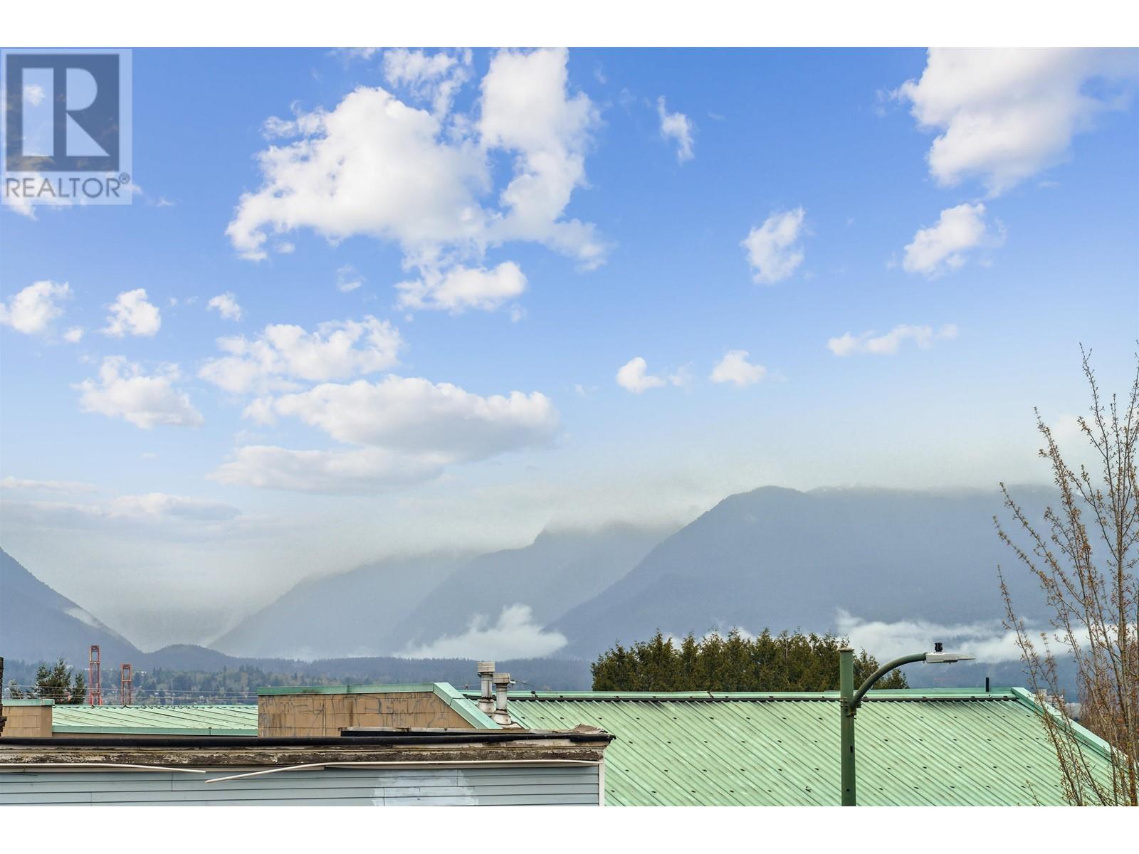 Listing Picture 21 of 24 : 202 2508 FRASER STREET, Vancouver / 溫哥華 - 魯藝地產 Yvonne Lu Group - MLS Medallion Club Member