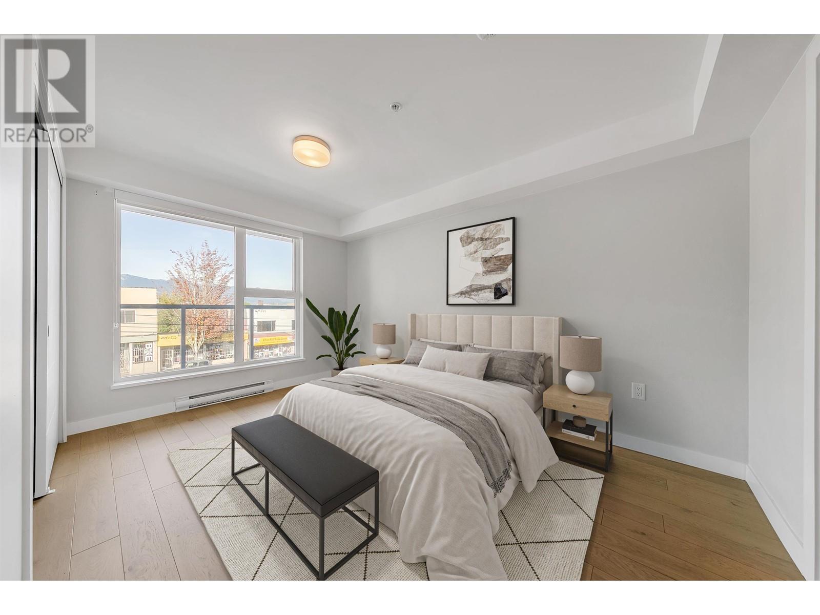 Listing Picture 8 of 24 : 202 2508 FRASER STREET, Vancouver / 溫哥華 - 魯藝地產 Yvonne Lu Group - MLS Medallion Club Member