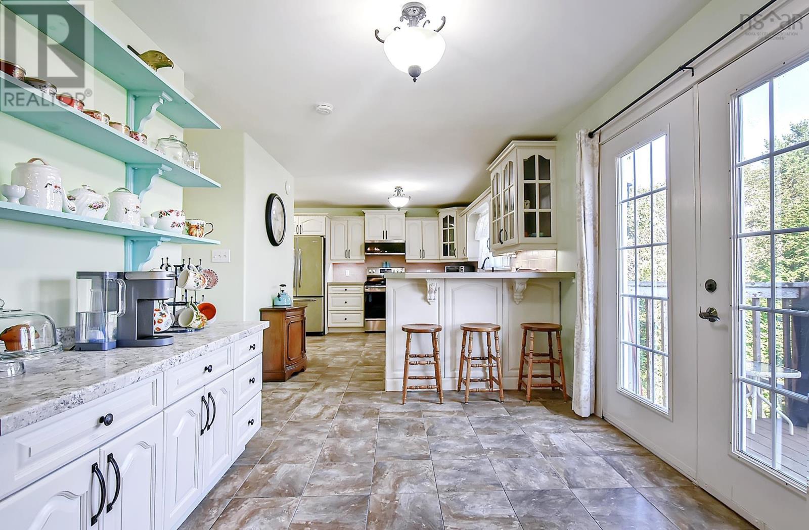 10 Tully Avenue, Shubenacadie, Nova Scotia  B0N 2H0 - Photo 11 - 202500027