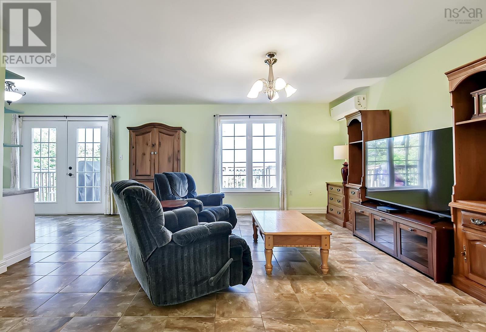 10 Tully Avenue, Shubenacadie, Nova Scotia  B0N 2H0 - Photo 14 - 202500027