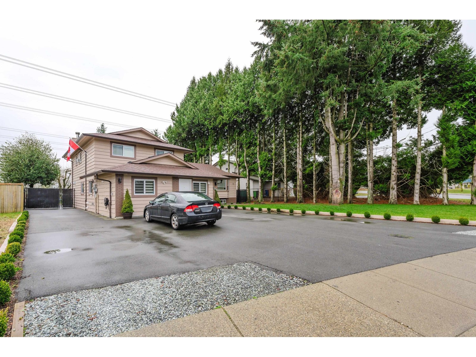 Property at 32942 BANFF PLACE image 3