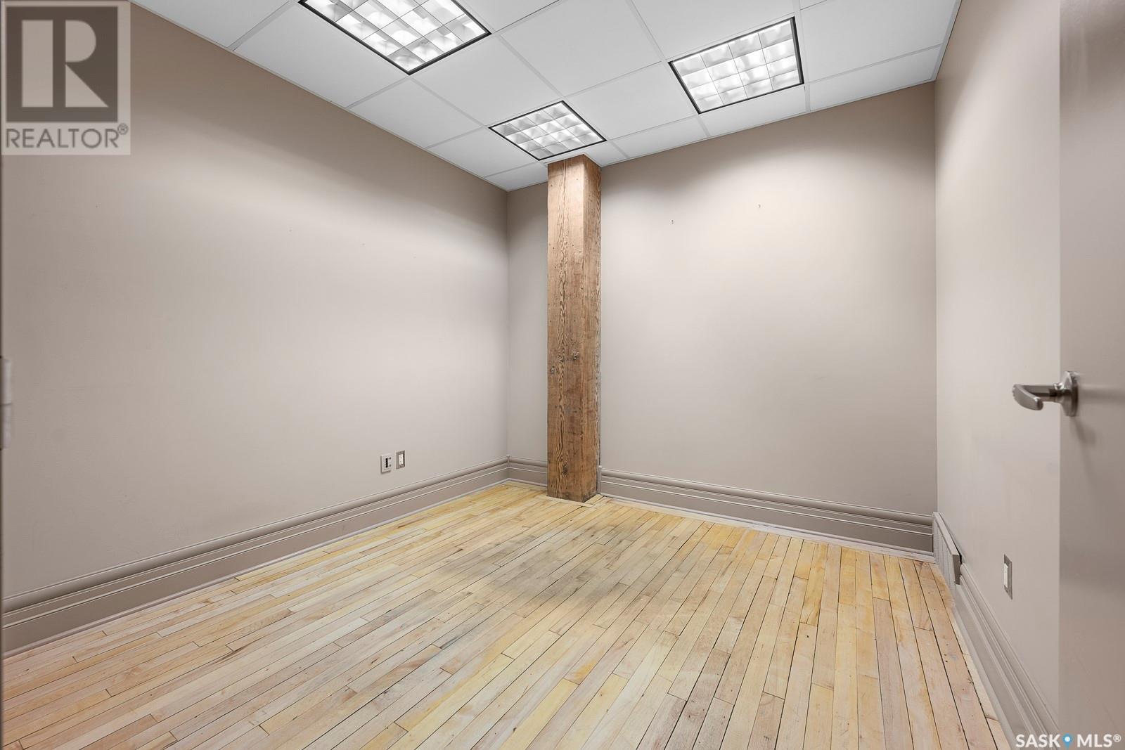 200m 1275 Broad Street, Regina, Saskatchewan  S4R 1Y2 - Photo 3 - SK992484