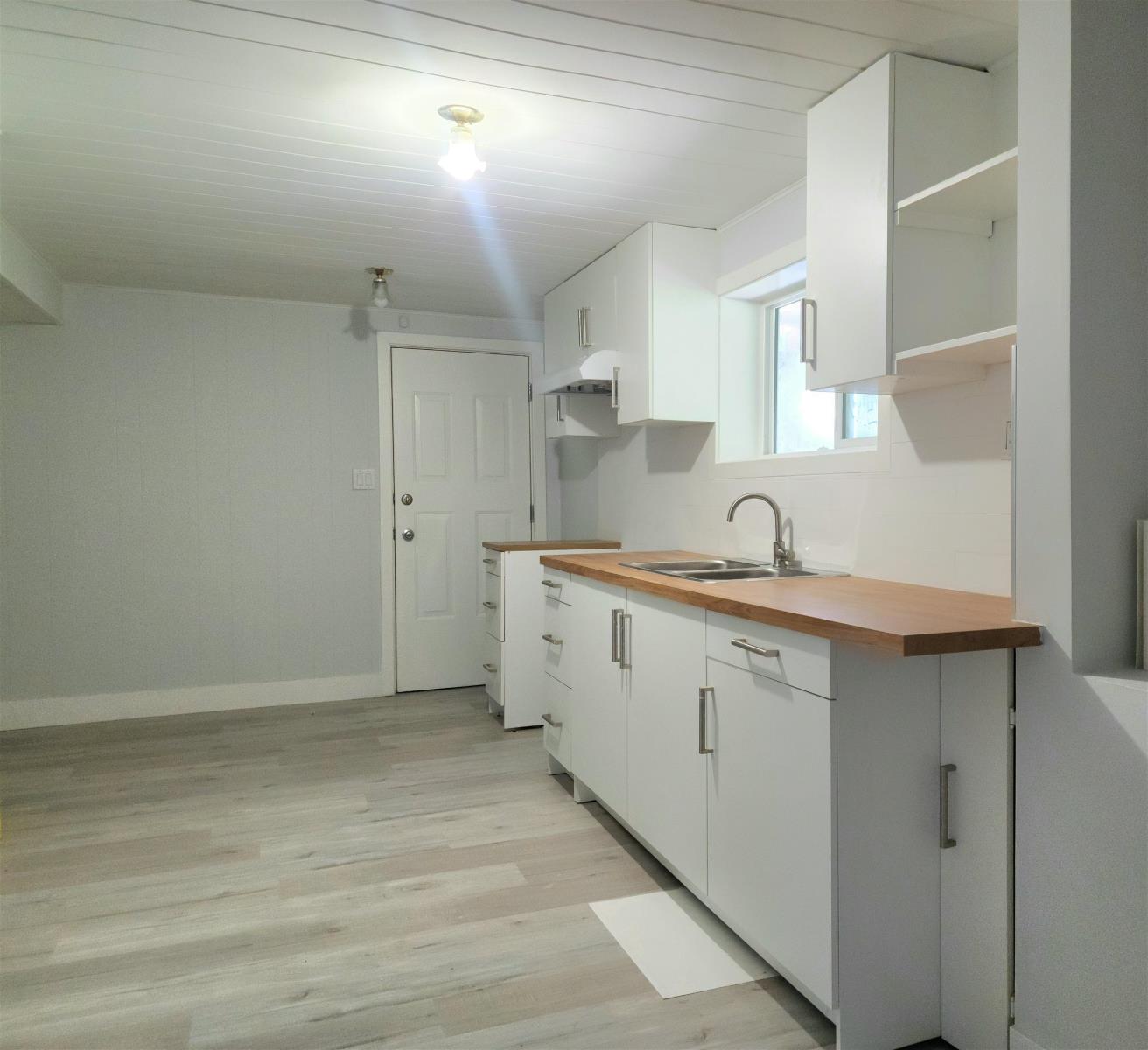 46075 Avalon Avenue, Fairfield Island, Chilliwack, British Columbia  V2P 3P8 - Photo 2 - R2954297