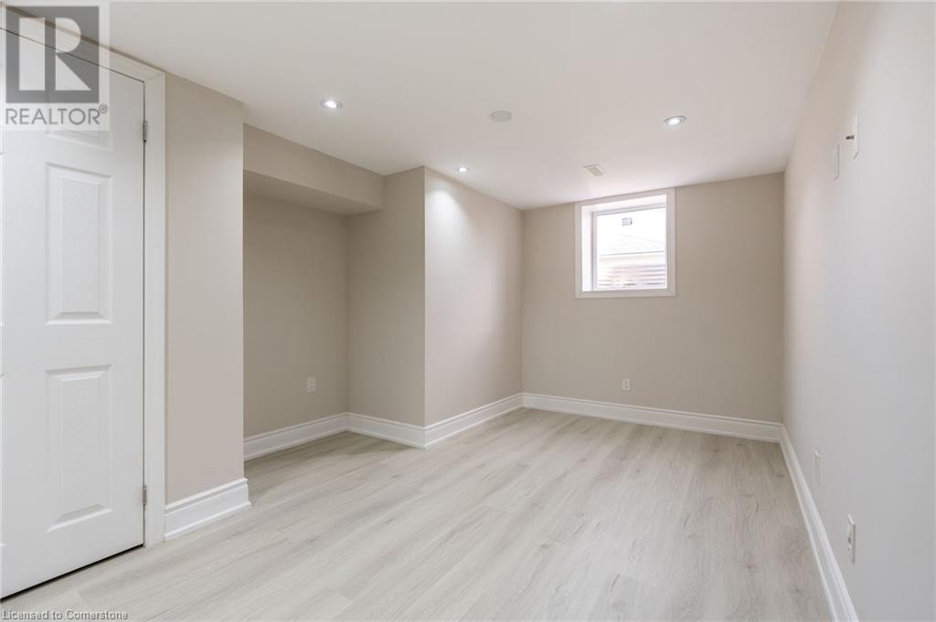 1519 Burloak Drive Unit# Basement, Oakville, Ontario  L6M 4J7 - Photo 12 - 40688777