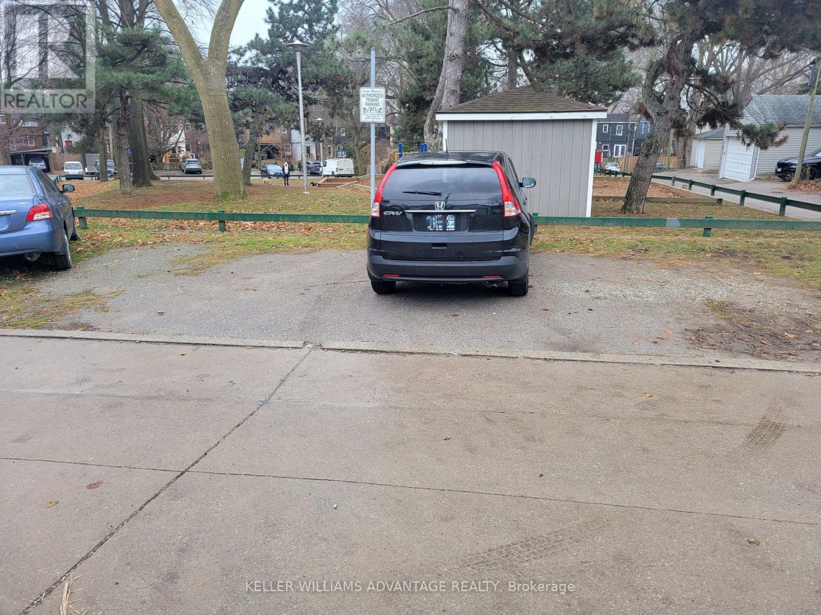 Property at 19R COLUMBINE AVENUE image 4