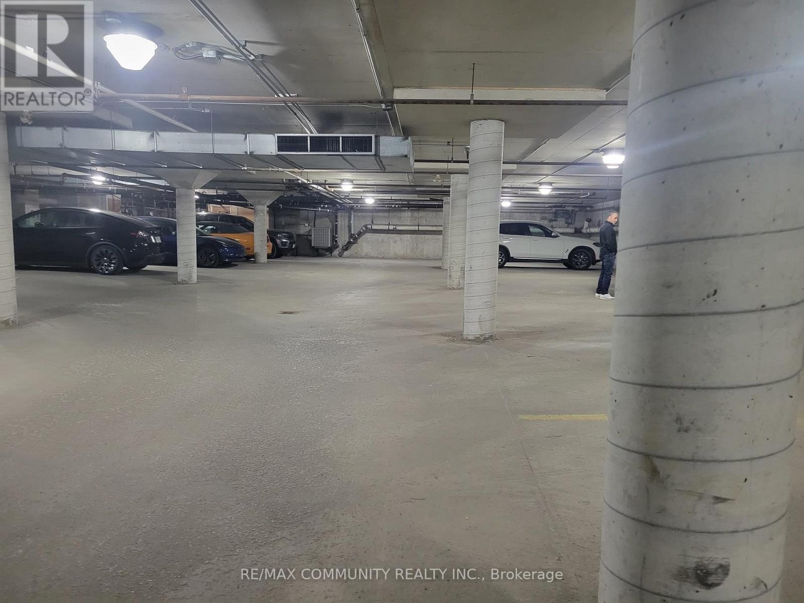 200 - 250 Sheppard Avenue E, Toronto (Willowdale East), Ontario  M2N 6M9 - Photo 4 - C11916787