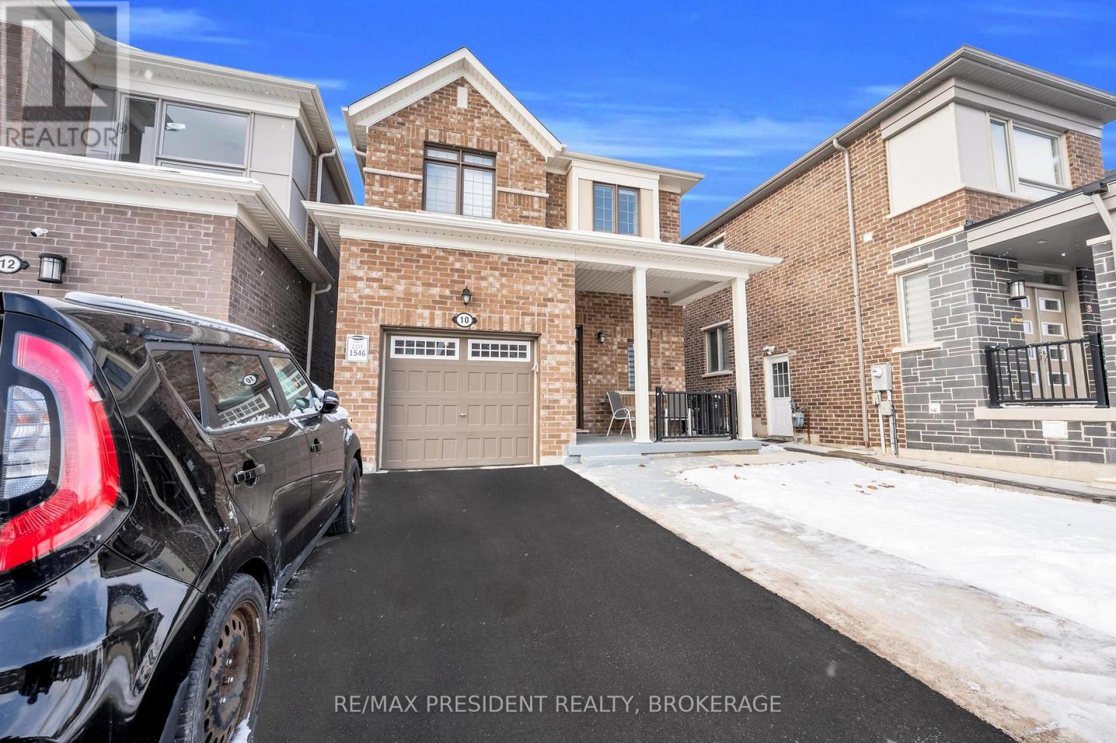 10 Callahan Court, Brampton, Ontario  L7A 5H3 - Photo 4 - W11913435