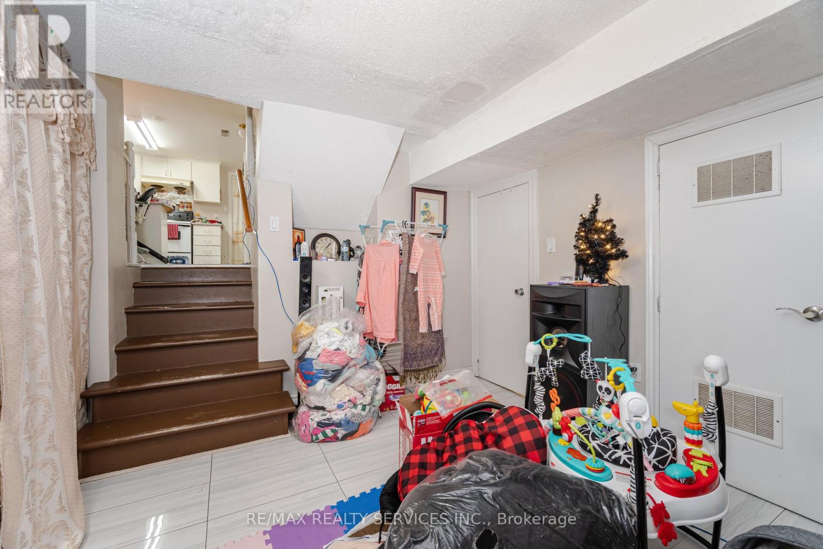 42 Abell Drive E, Brampton, Ontario  L6V 2V8 - Photo 33 - W11912755