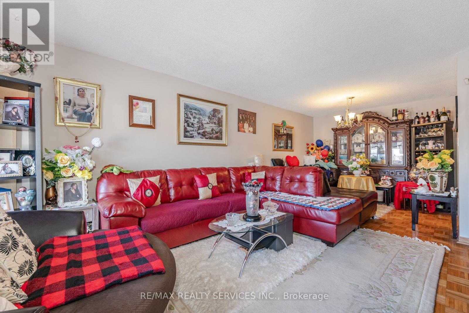 42 Abell Drive E, Brampton, Ontario  L6V 2V8 - Photo 4 - W11912755