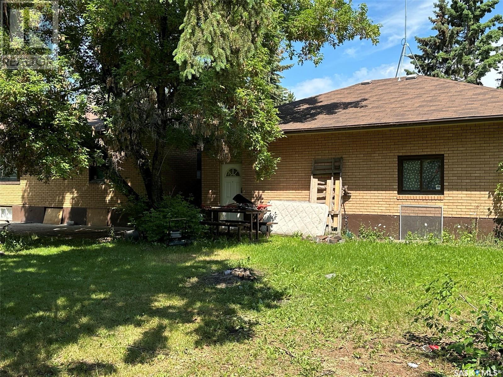 502 1st Street W, Meadow Lake, Saskatchewan  S9X 1E5 - Photo 40 - SK992639