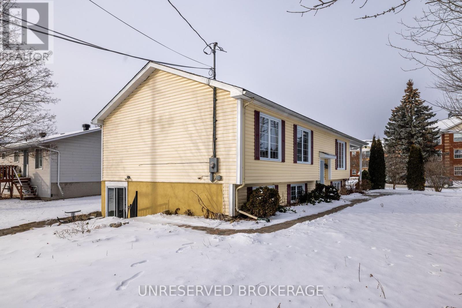 39 Pearl Street, Smiths Falls, Ontario  K7A 5G5 - Photo 23 - X11916971