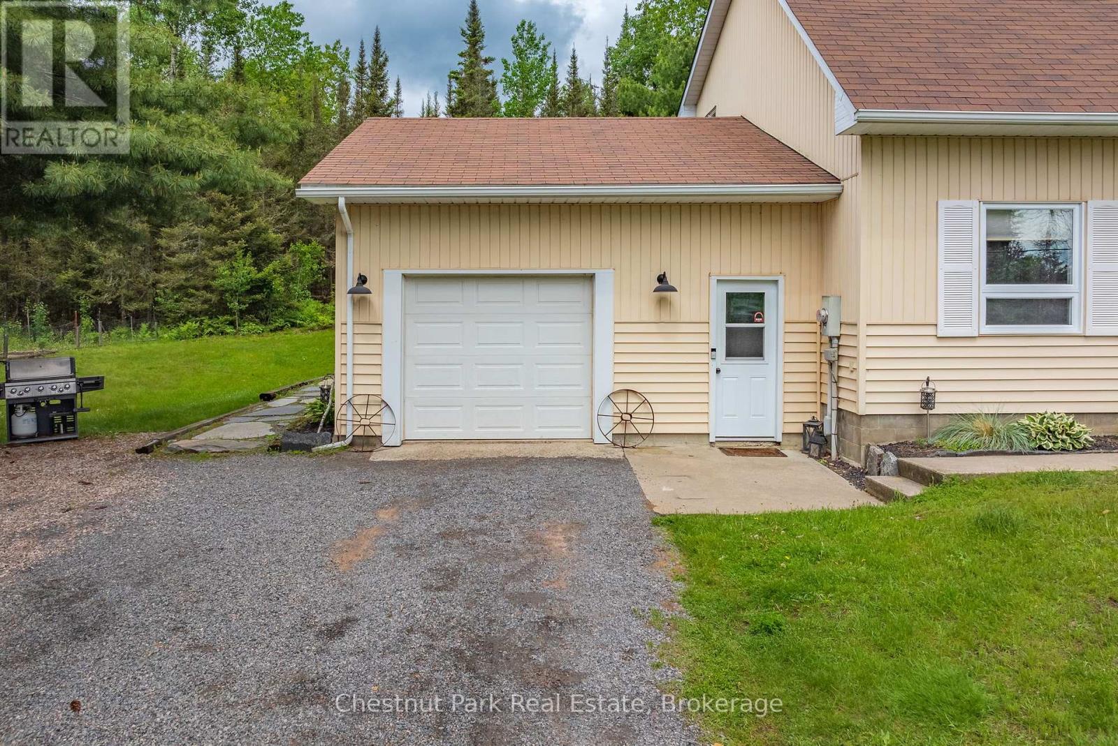 156 Lakeshore Road, Strong, Ontario  P0A 1Z0 - Photo 38 - X11916958