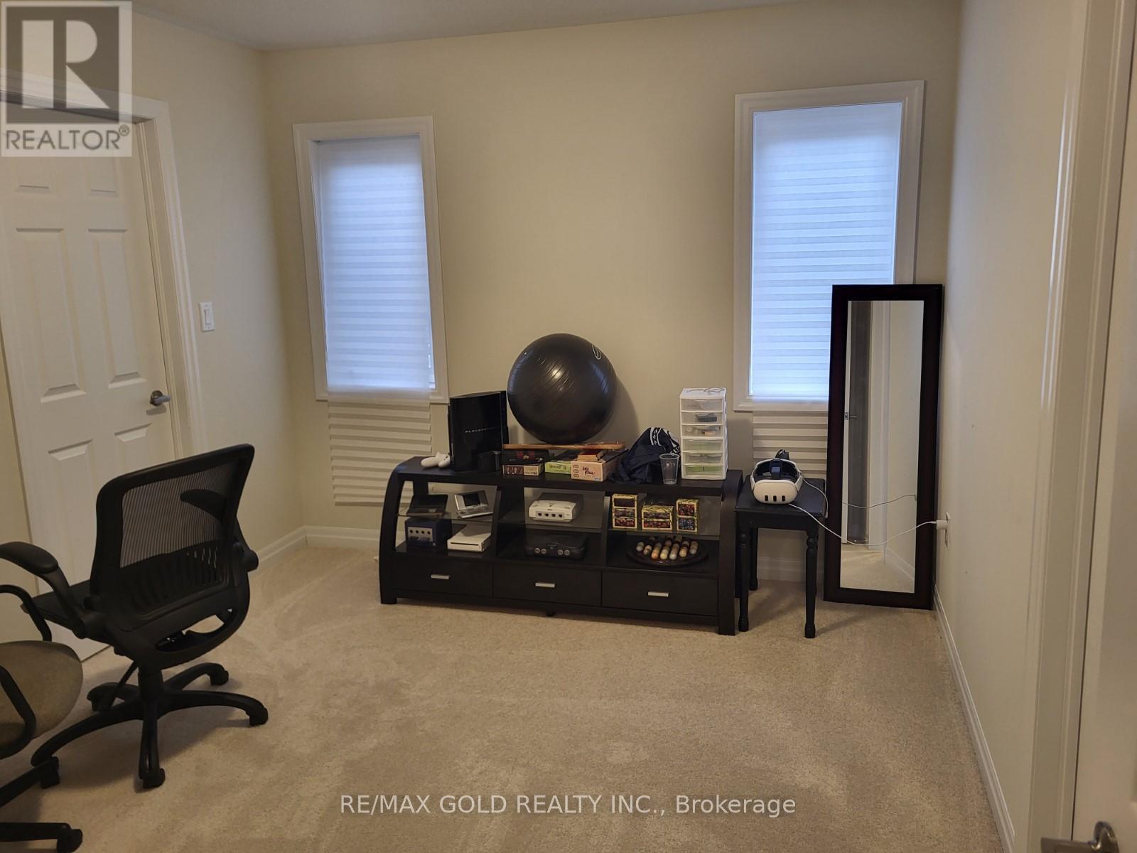 Property at 94 ED EWERT AVENUE image 5