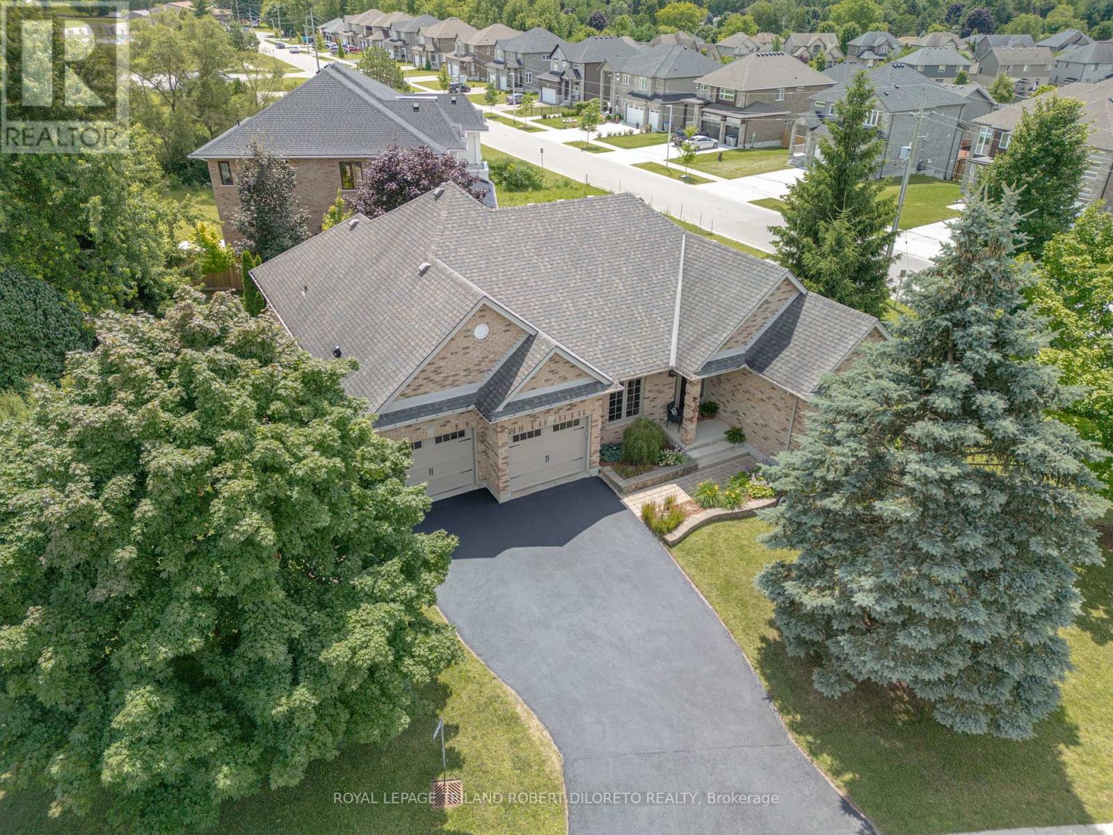 10047 OXBOW DRIVE, Middlesex Centre, Ontario