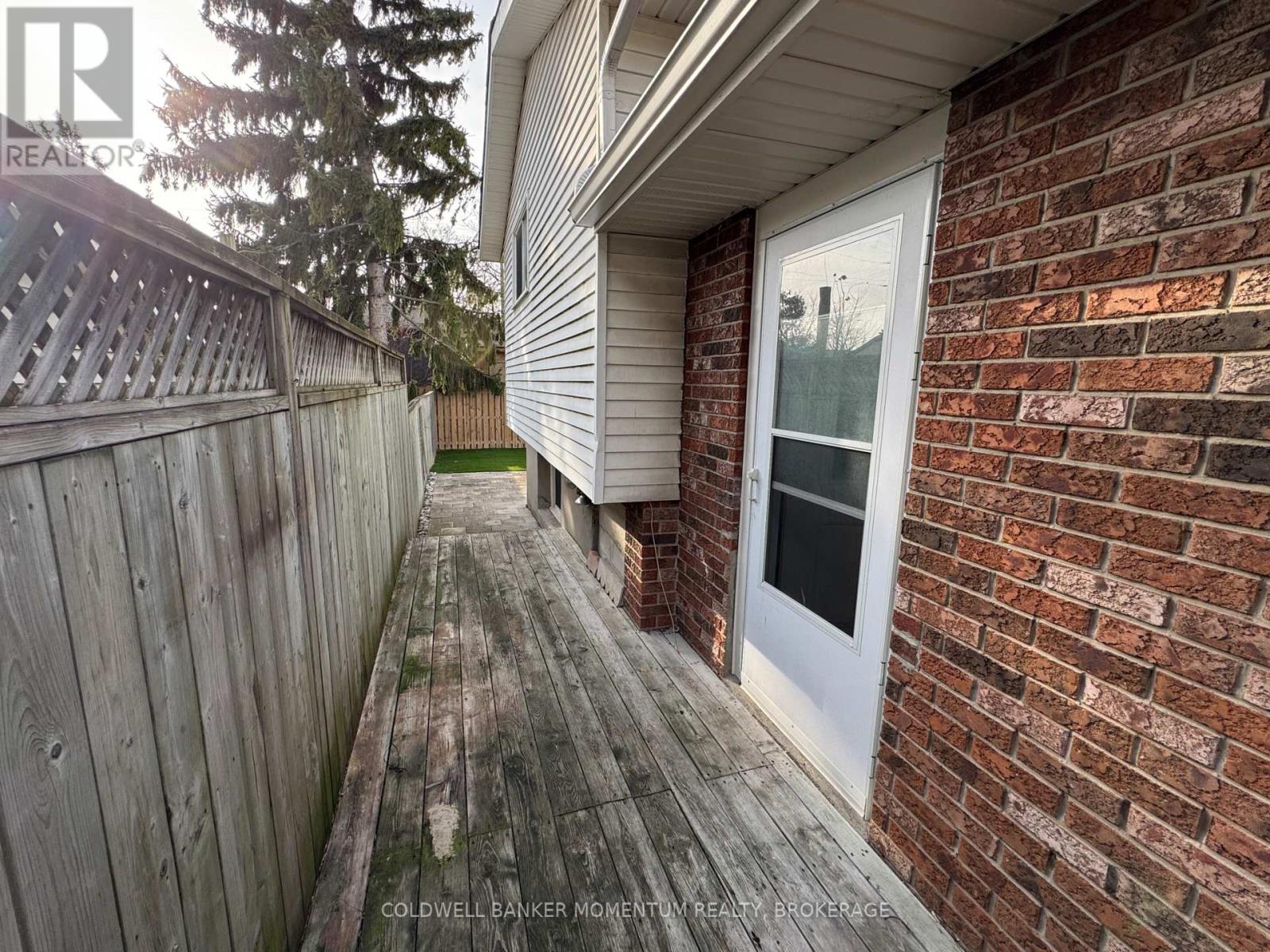 22 1/2 Durham Drive, St. Catharines, Ontario  L2M 1B9 - Photo 12 - X11917023