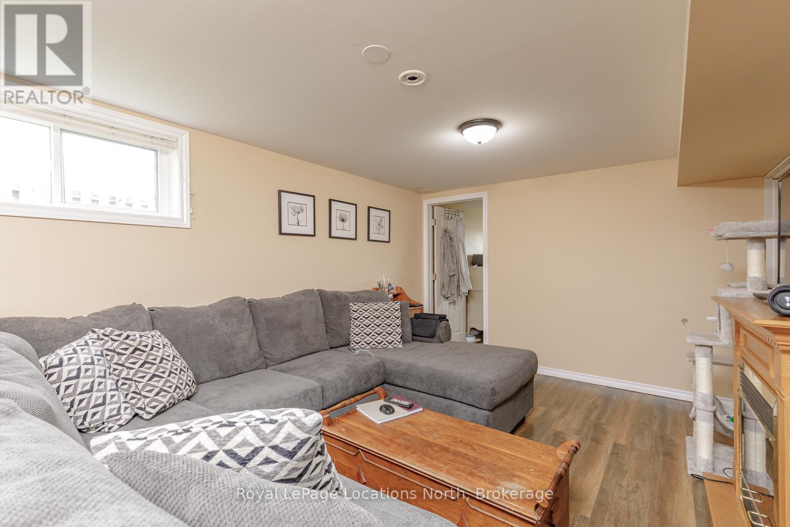 51 Raglan Street, Collingwood, Ontario  L9Y 4Y6 - Photo 19 - S11917016