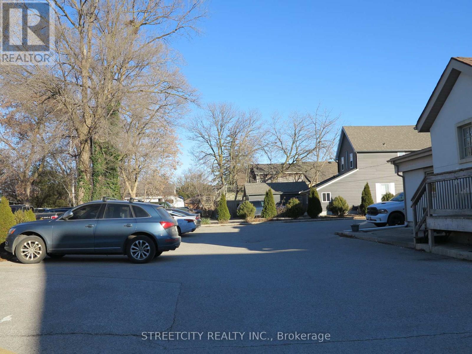 1035 Gainsborough Road N, London North, Ontario N6H 5L4 - Photo 16 - X11917180