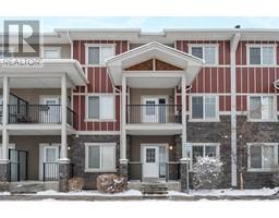 52 West Coach Manor SW, calgary, Alberta