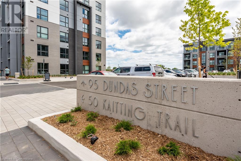 50 Kaitting Trail Unit# 303, Oakville, Ontario  L6M 5N3 - Photo 6 - 40689438