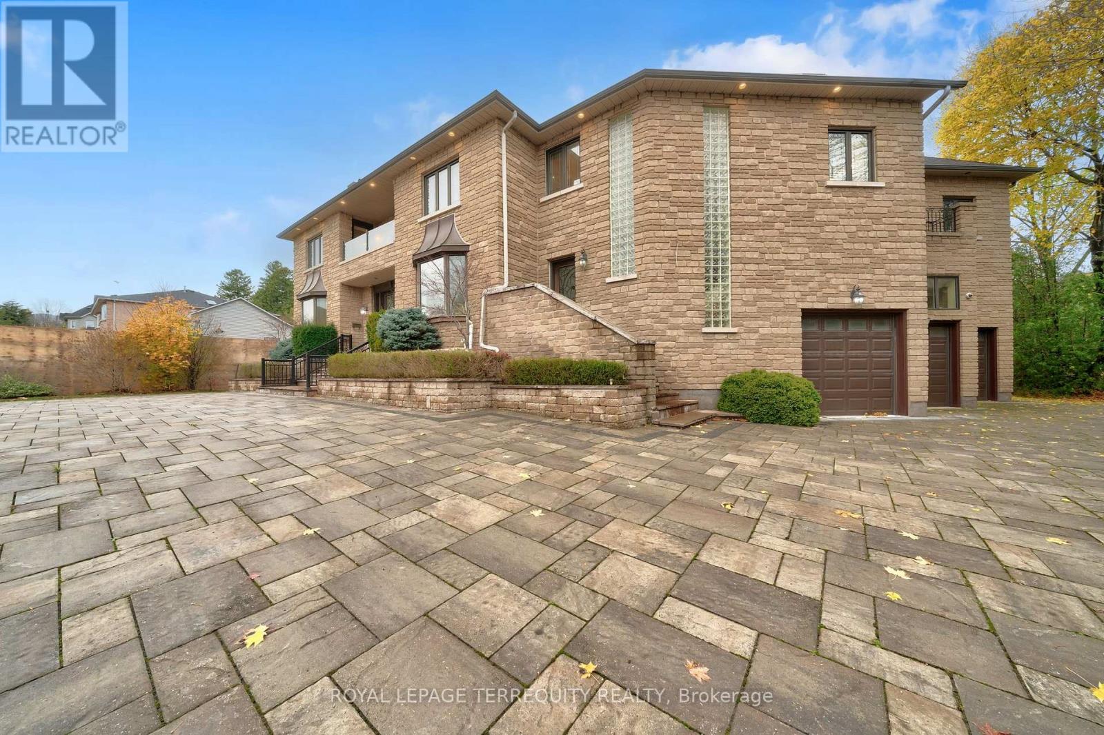 Property at 166 ARNOLD AVENUE image 2