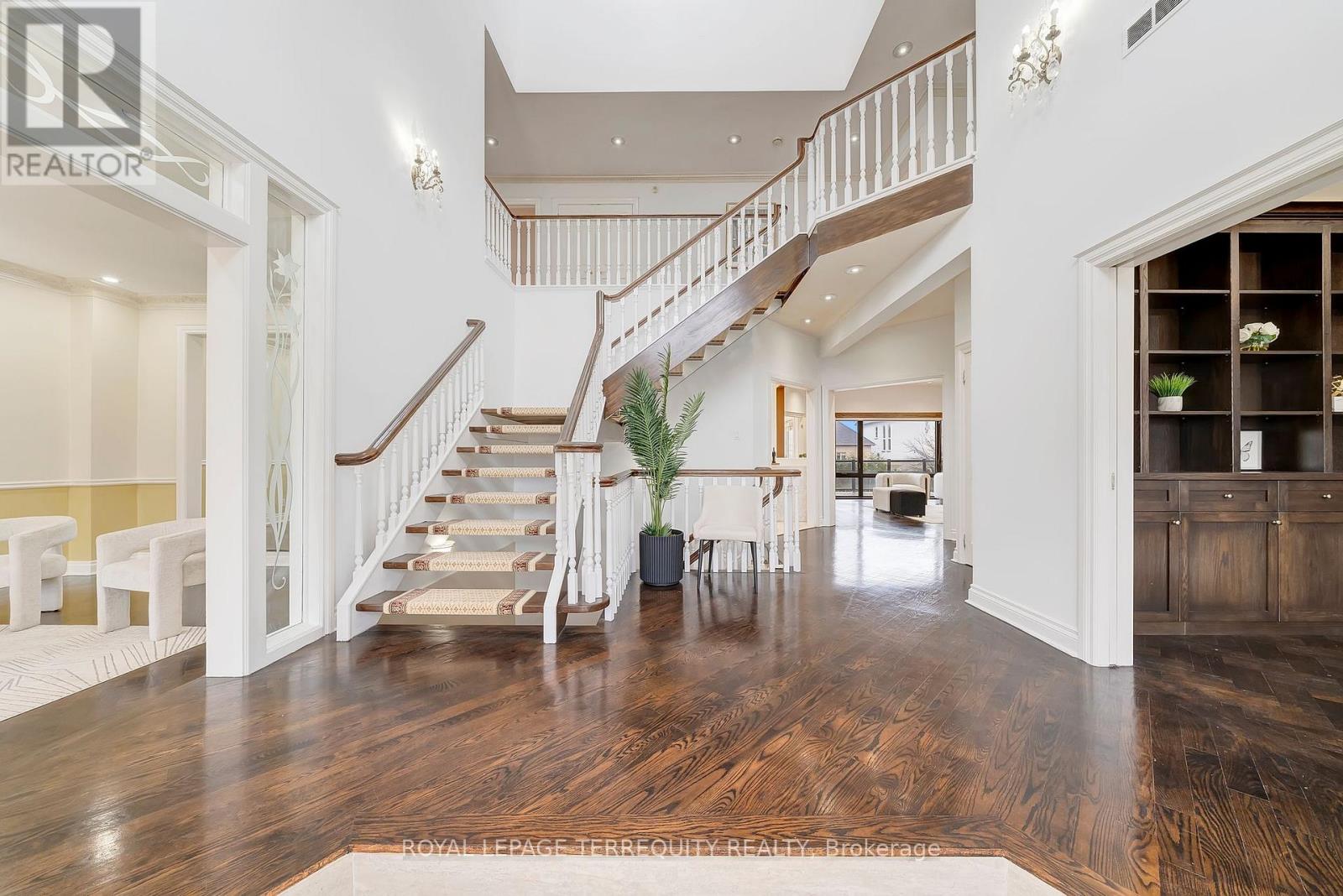 Property at 166 ARNOLD AVENUE image 3